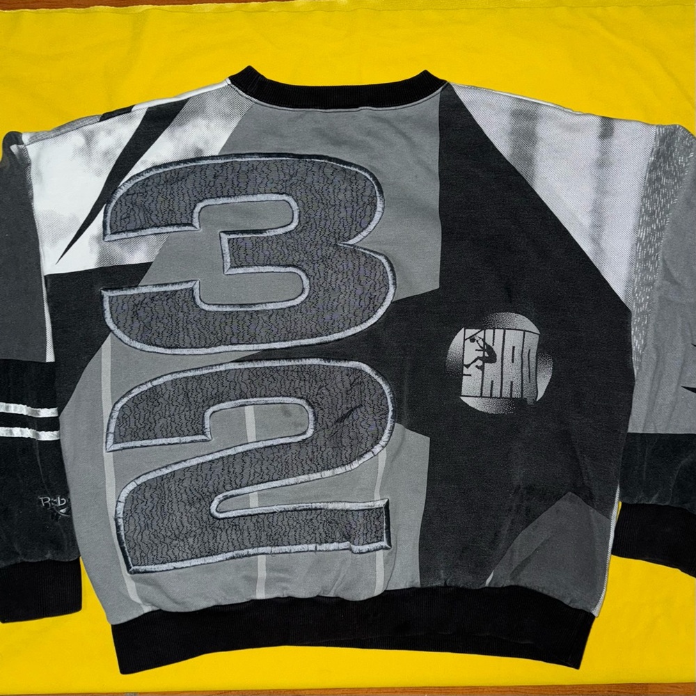 Vintage 90s Reebok Shaq Sweater View 2